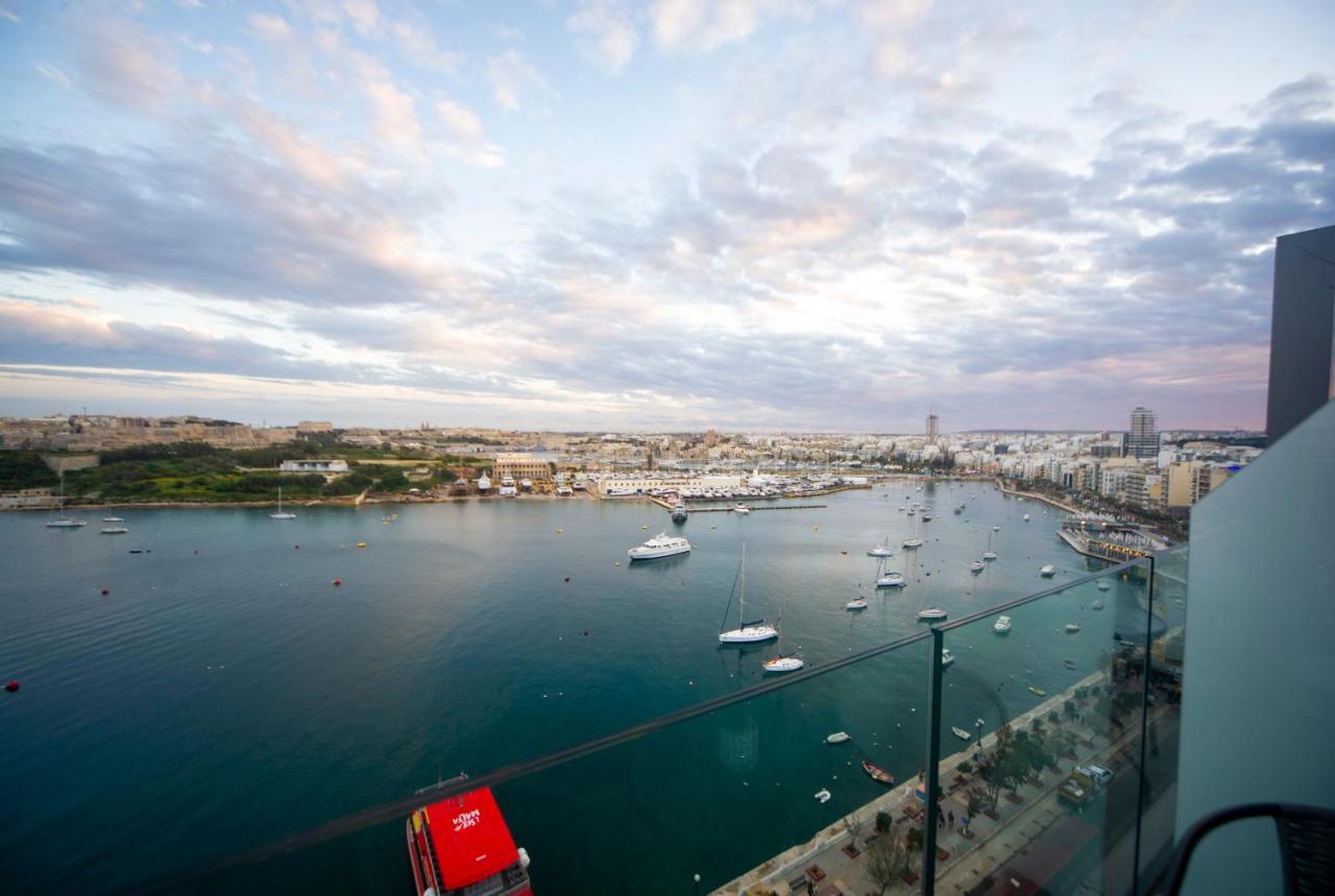 The Londoner Hotel Sliema Dış mekan fotoğraf