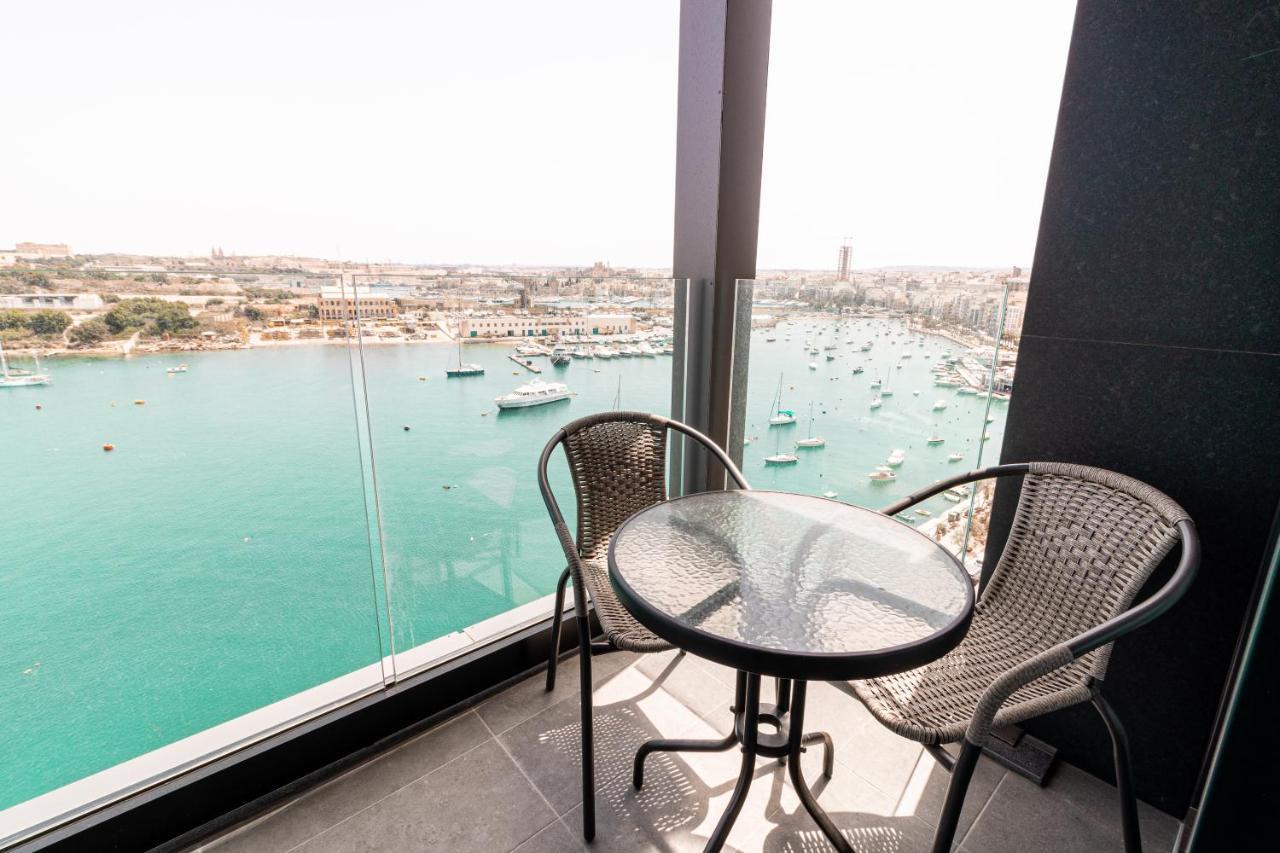 The Londoner Hotel Sliema Dış mekan fotoğraf