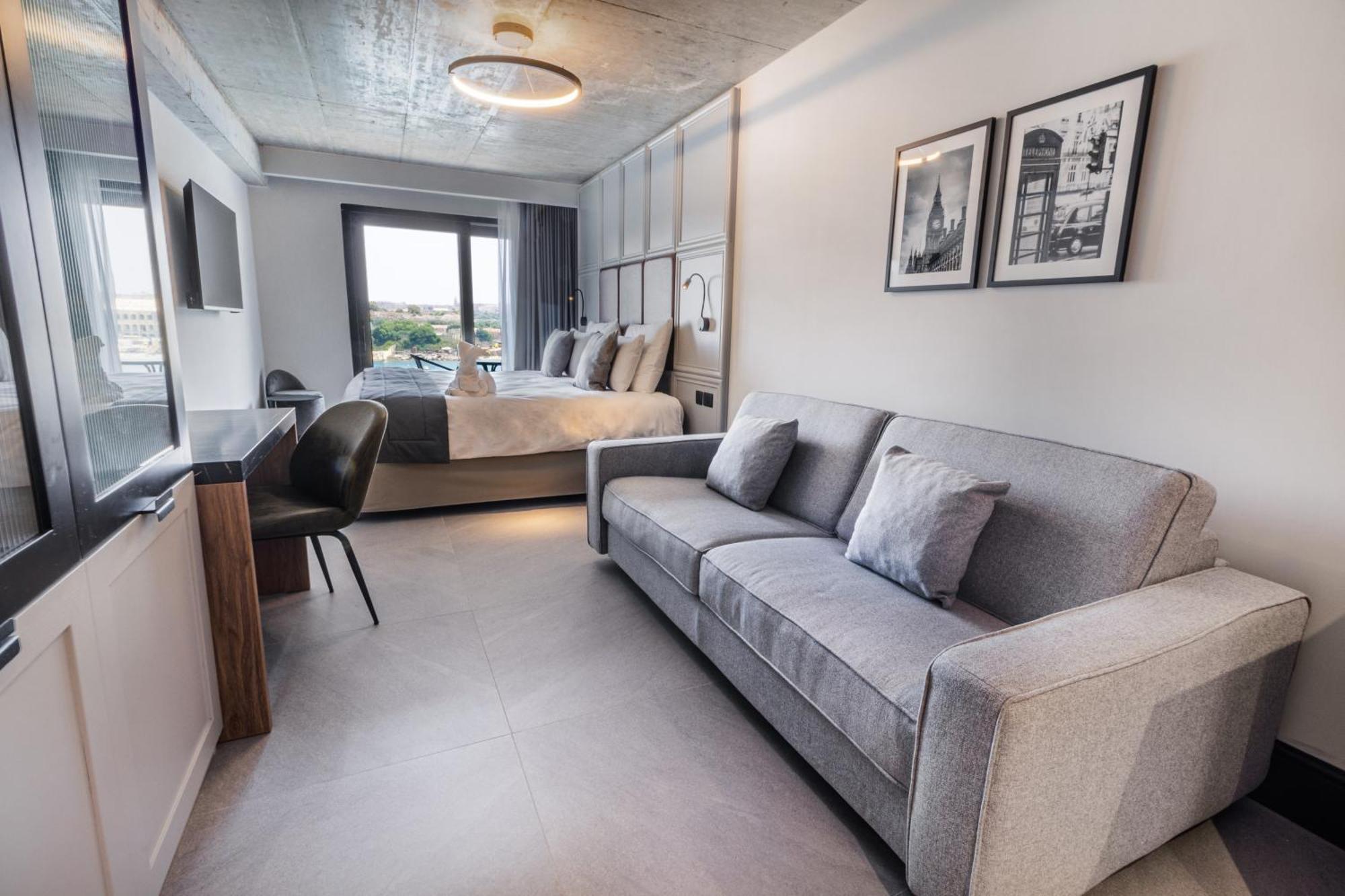 The Londoner Hotel Sliema Dış mekan fotoğraf
